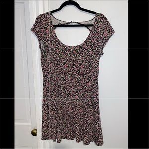 American Eagle baby doll cut out back dress!